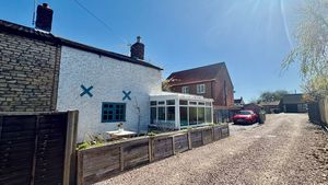 Photo 16- click for photo gallery